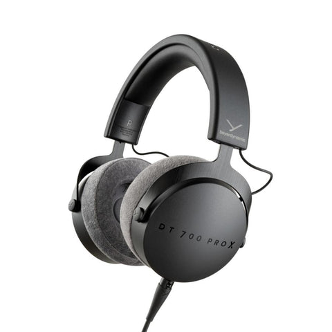 Beyerdynamic DT 700 PRO X Enclosed studio headphones